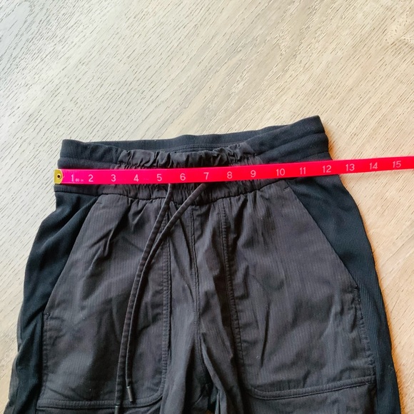 Lululemon Athletica Black Jogger Pants (No Size Tag/XXS/0/2) - Picture 11 of 15